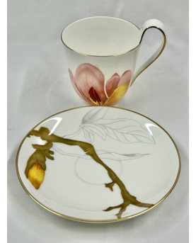 Magnolia Tea Cup by Royal Copenhagen