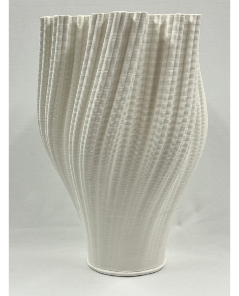 White Vase Forme Collection by Palais Royal H31