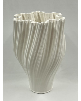 White Vase Forme Collection by Palais Royal H31