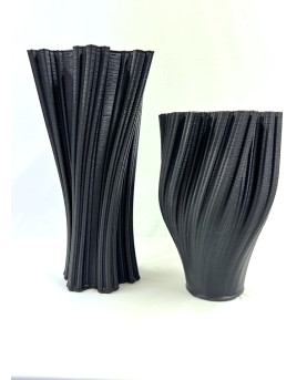 Black Vase Forme Collection by Palais Royal H32