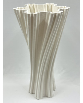 White Vase Forme Collection by Palais Royal H39