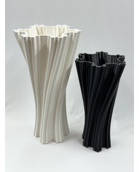 White Vase Forme Collection by Palais Royal H39