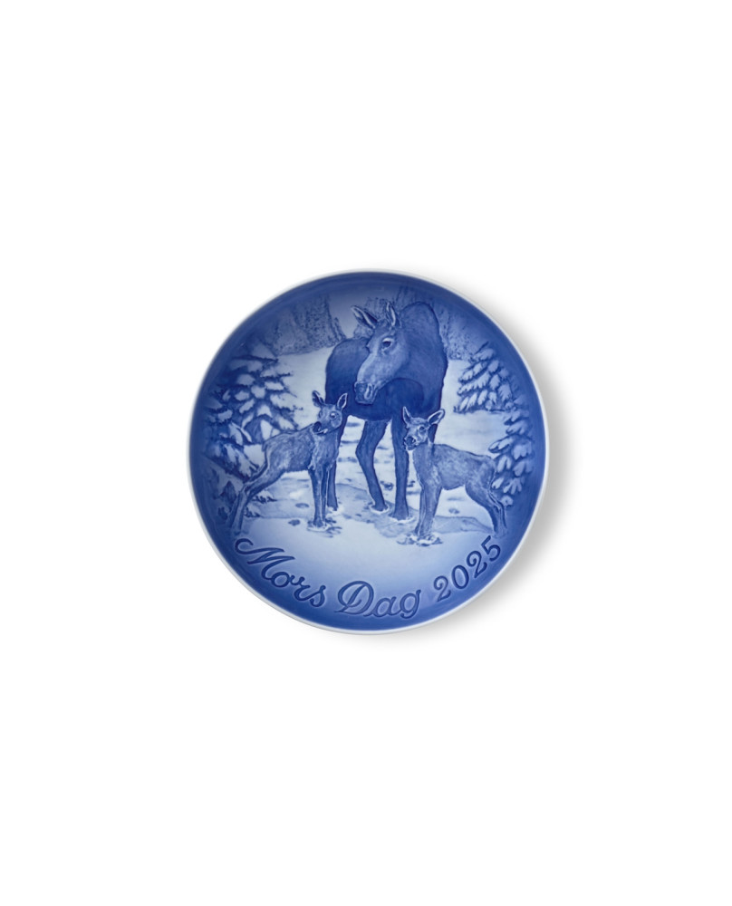 Mother Day Plate 2024 by Bing & Grondahl Moose And Calves