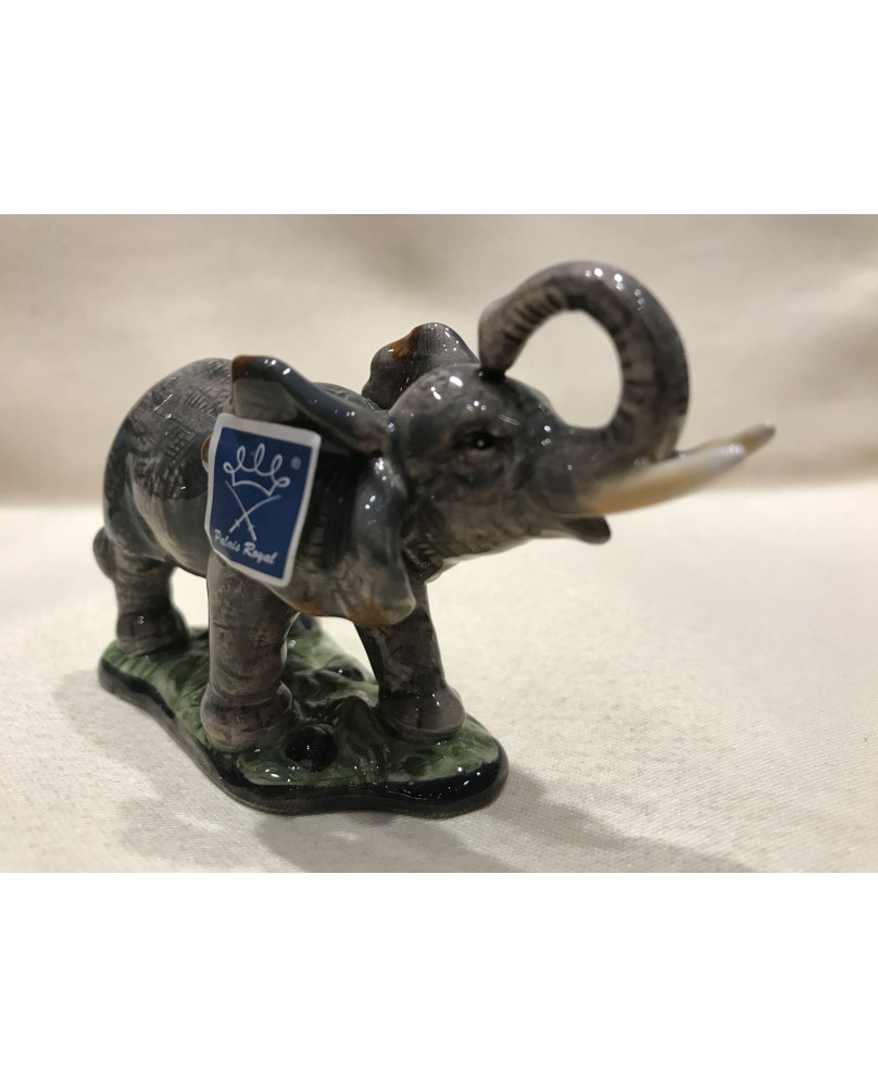 Elefante portafortuna of Palais Royal. Shop online